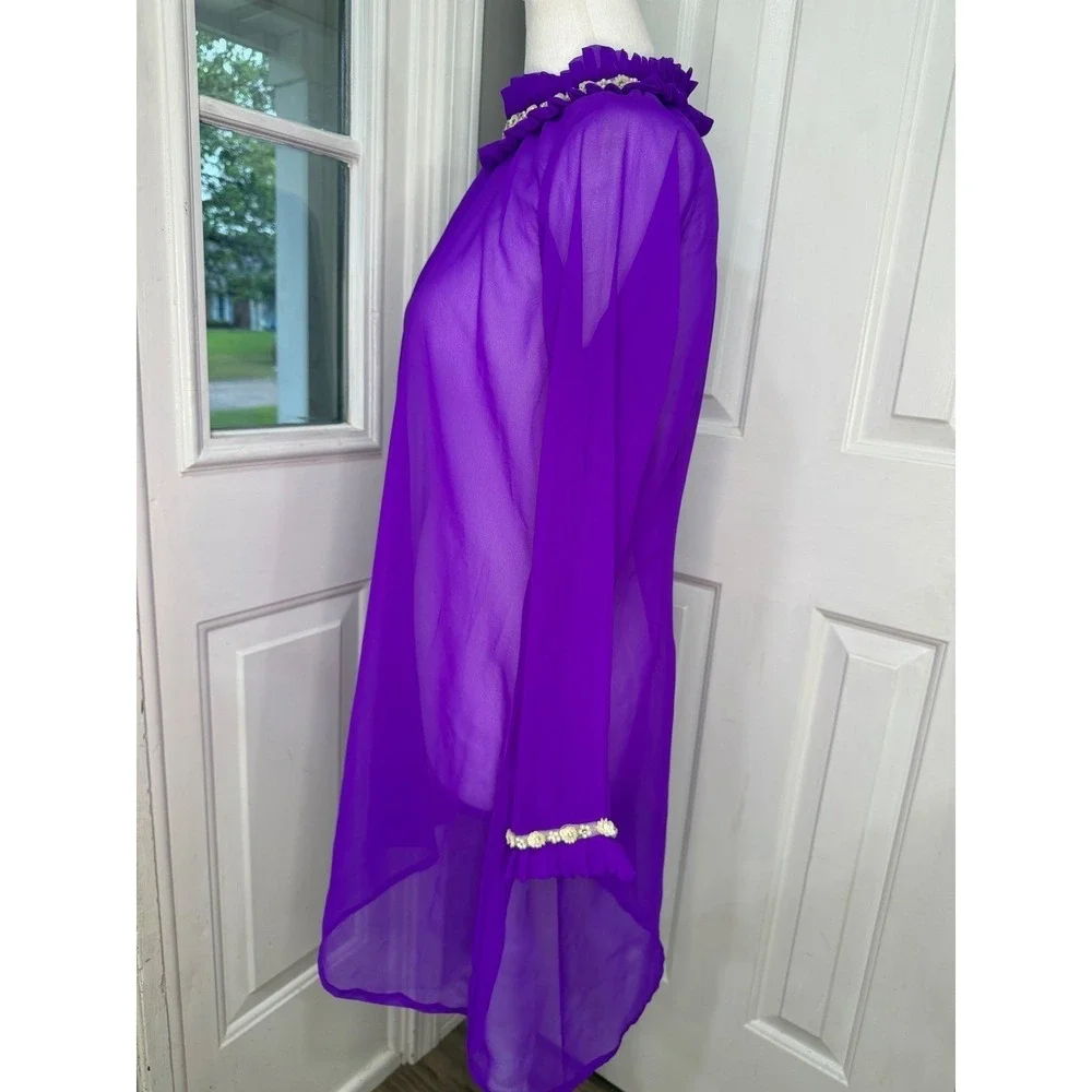 N/A vibrant purple